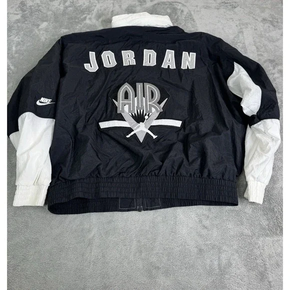 Nike Air Jordan Black and White Windbreaker Jacket - Picture 3 of 15